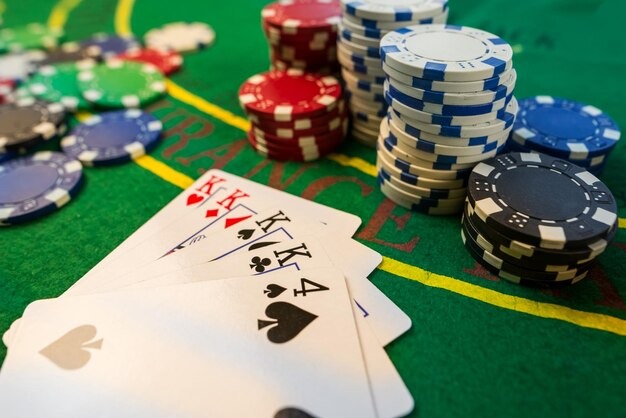 Overview of digital card tables